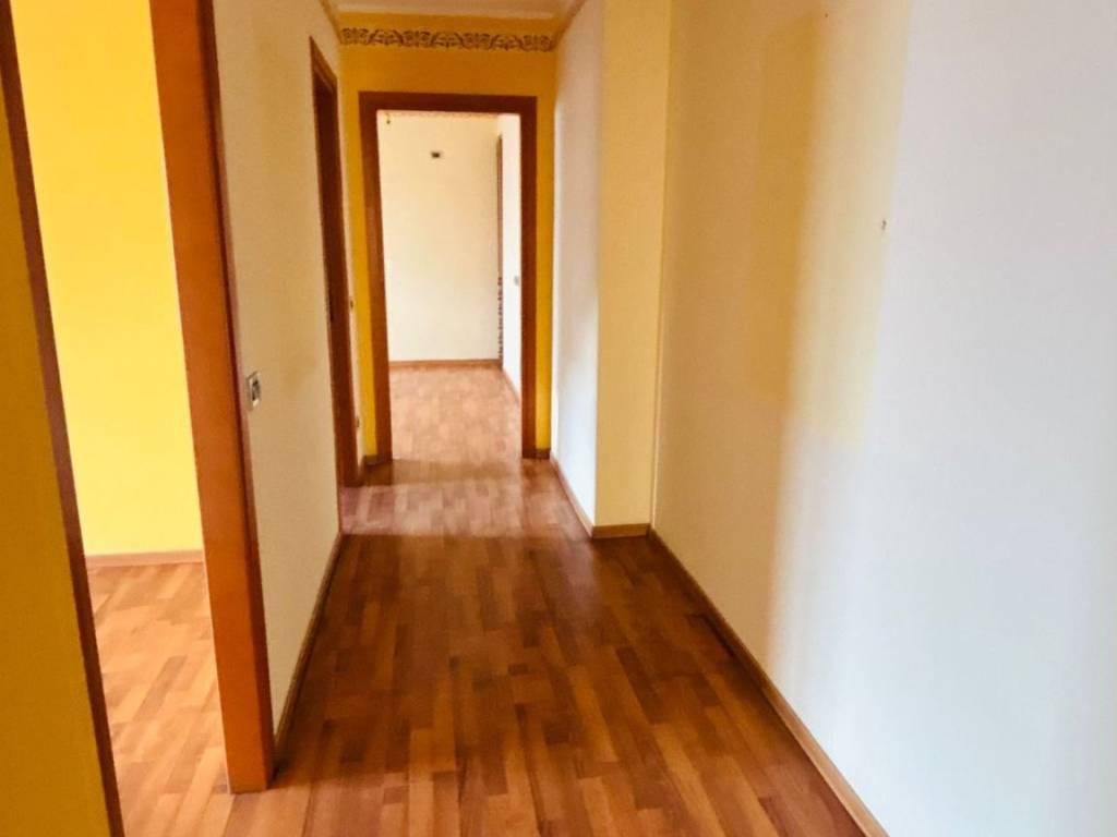 Immobile a Borgosesia in Piazza Giuseppe Mazzini - Foto 3