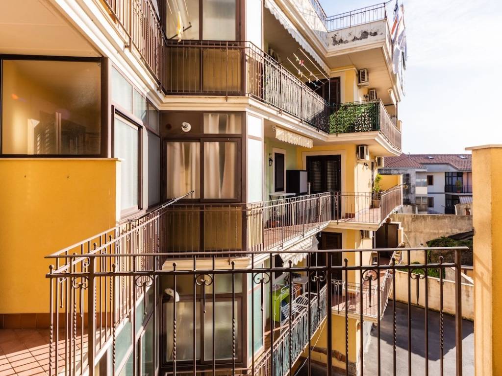 Appartamento a Aci catena in Via Finocchiari, 95 - Foto 2