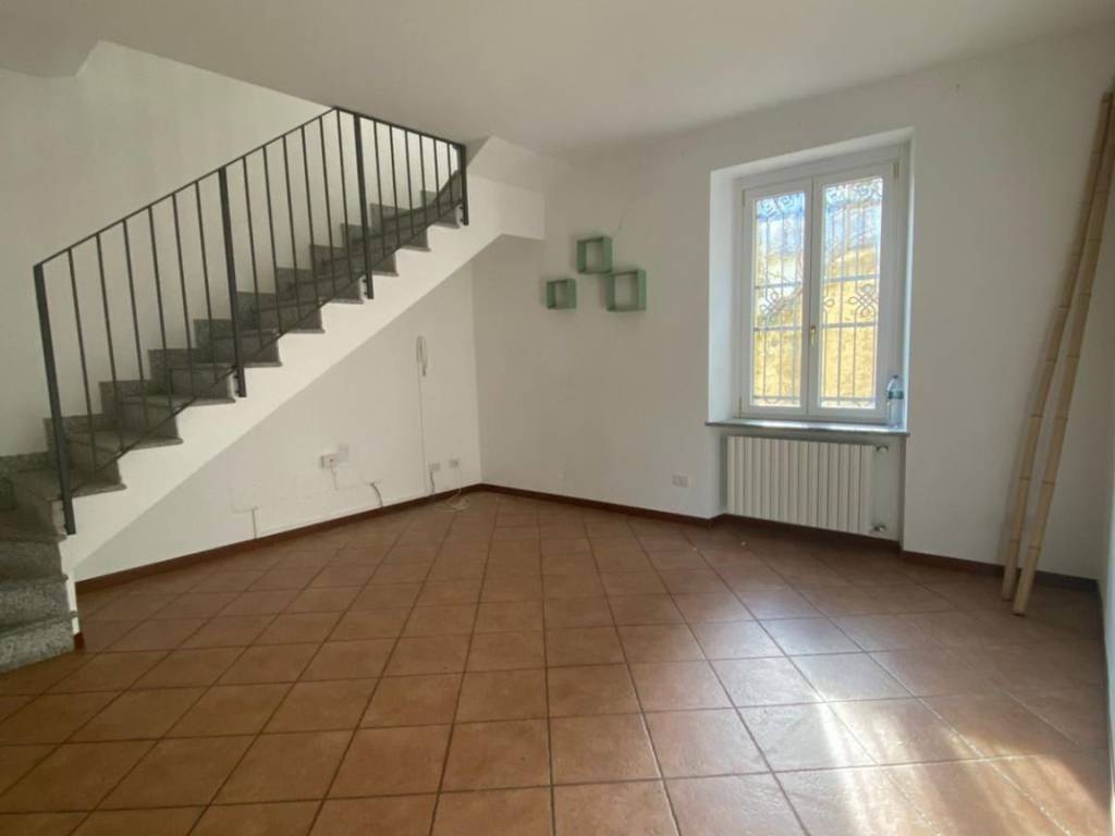 Casa indipendente a Comabbio in Via Monte Grappa - Foto 3