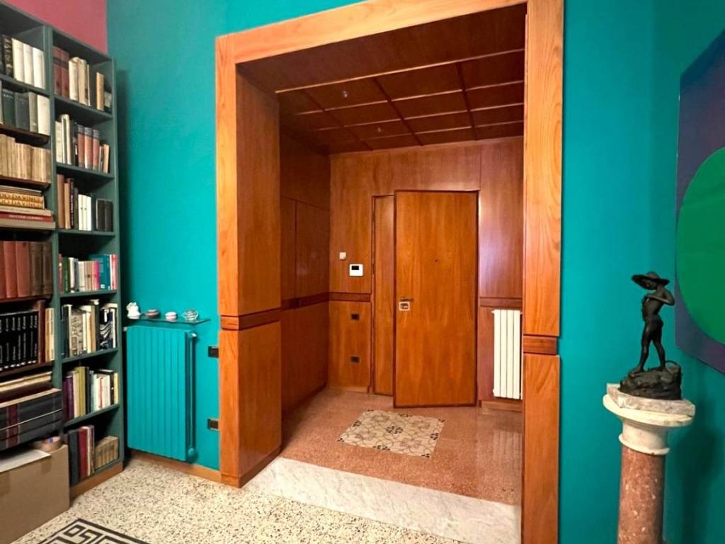 Appartamento a Salerno in Piazza Giovanni Amendola - Foto 2