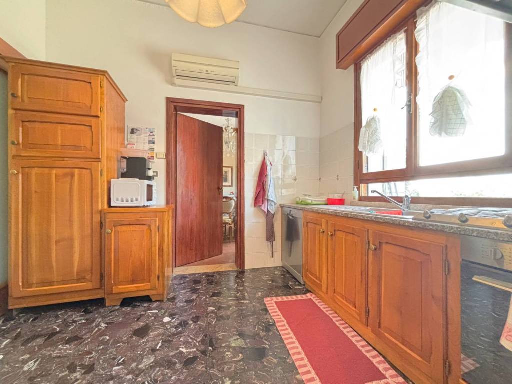 Appartamento a Bovolone in Via Giuseppe Garibaldi - Foto 4