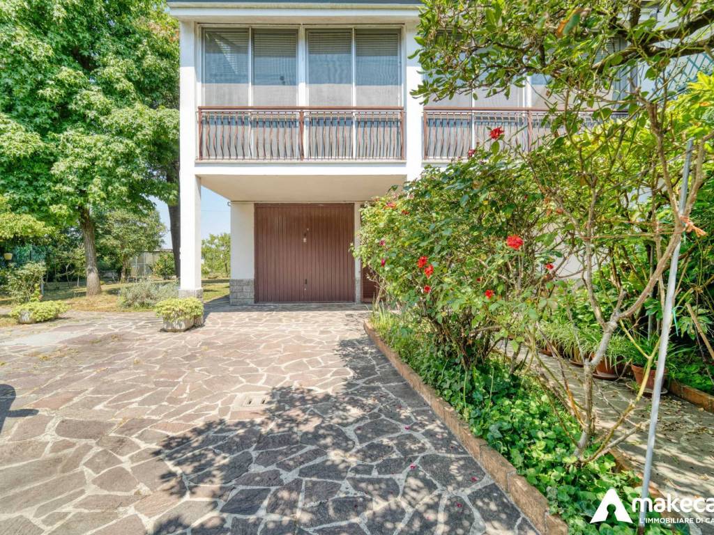 Villa a Mediglia in Via Dei Mille, 18 - Foto 5