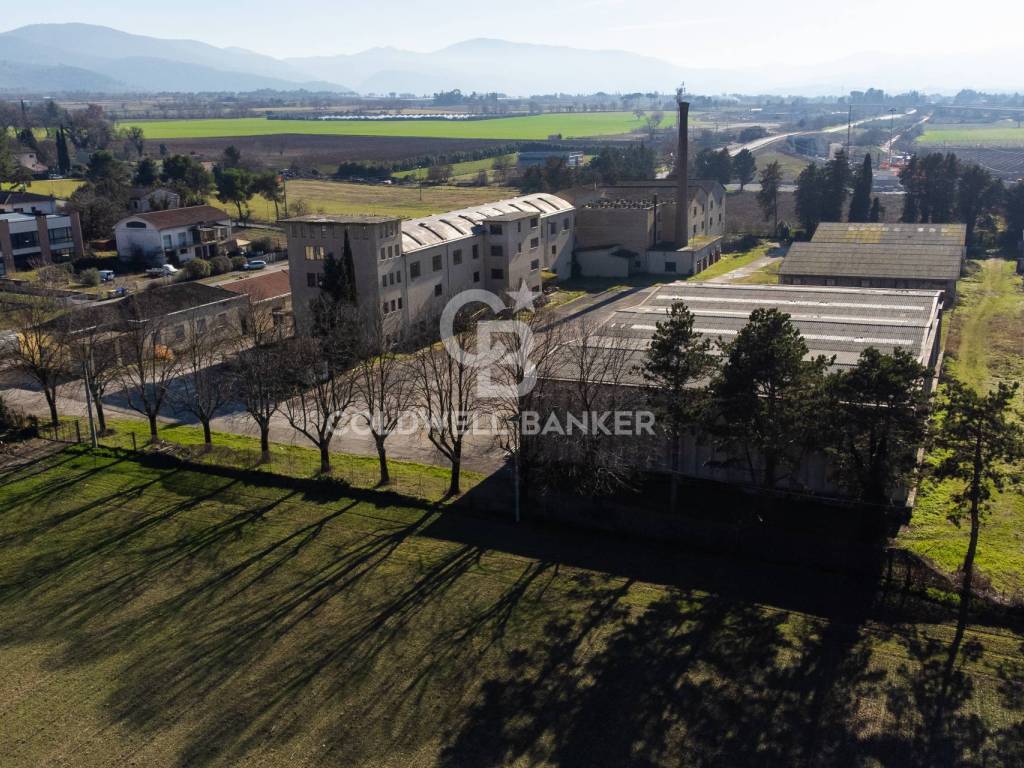 Immobile a Campello sul clitunno in Viale Settecamini, 3 - Foto 2