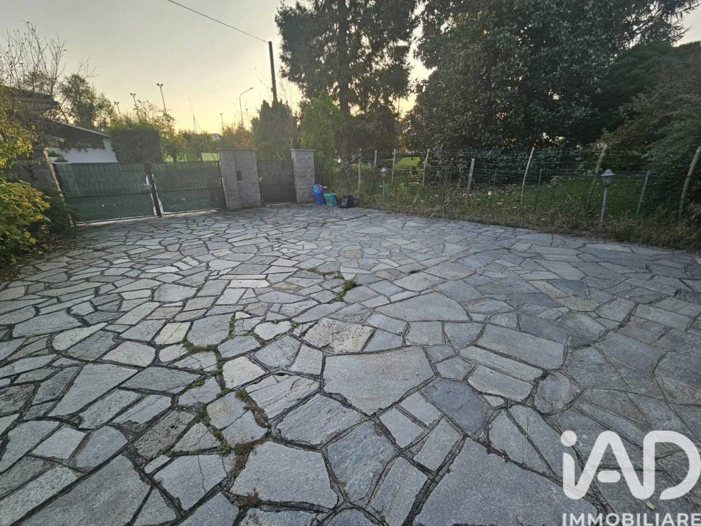 Appartamento a Castellamonte in Strada San Bernardo - Foto 2