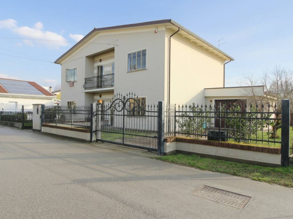 Villa a Pernumia in Via Savellon 45 - Foto 2