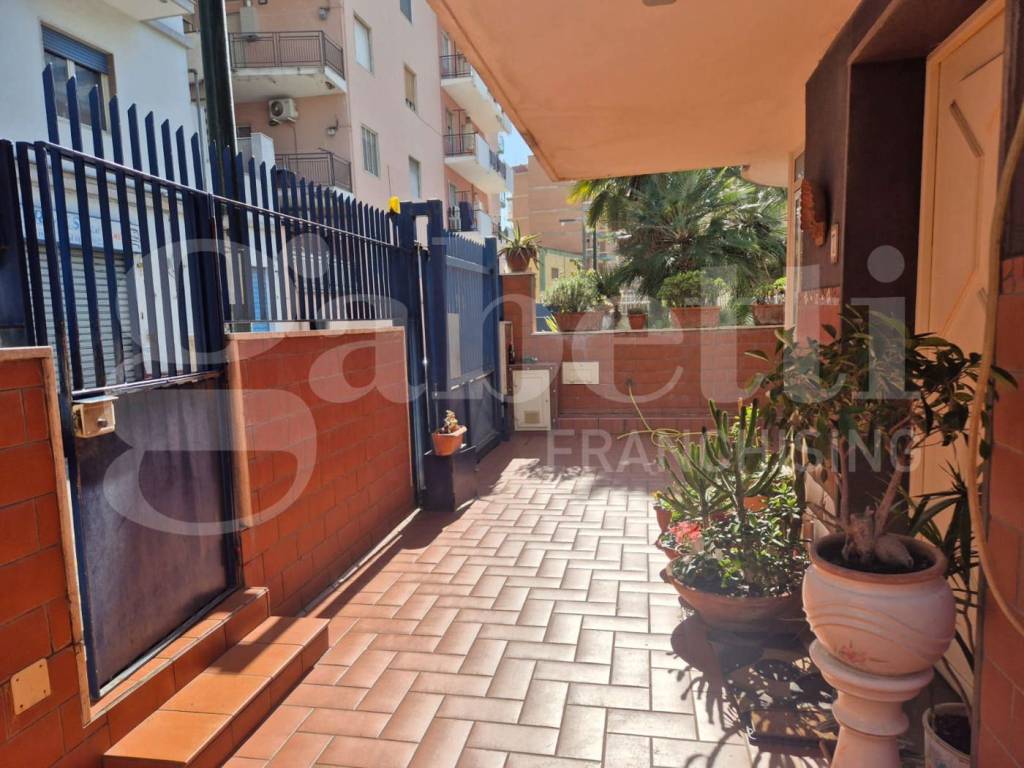 Casa indipendente a Torre annunziata in Via Luigi Iacono - Foto 4