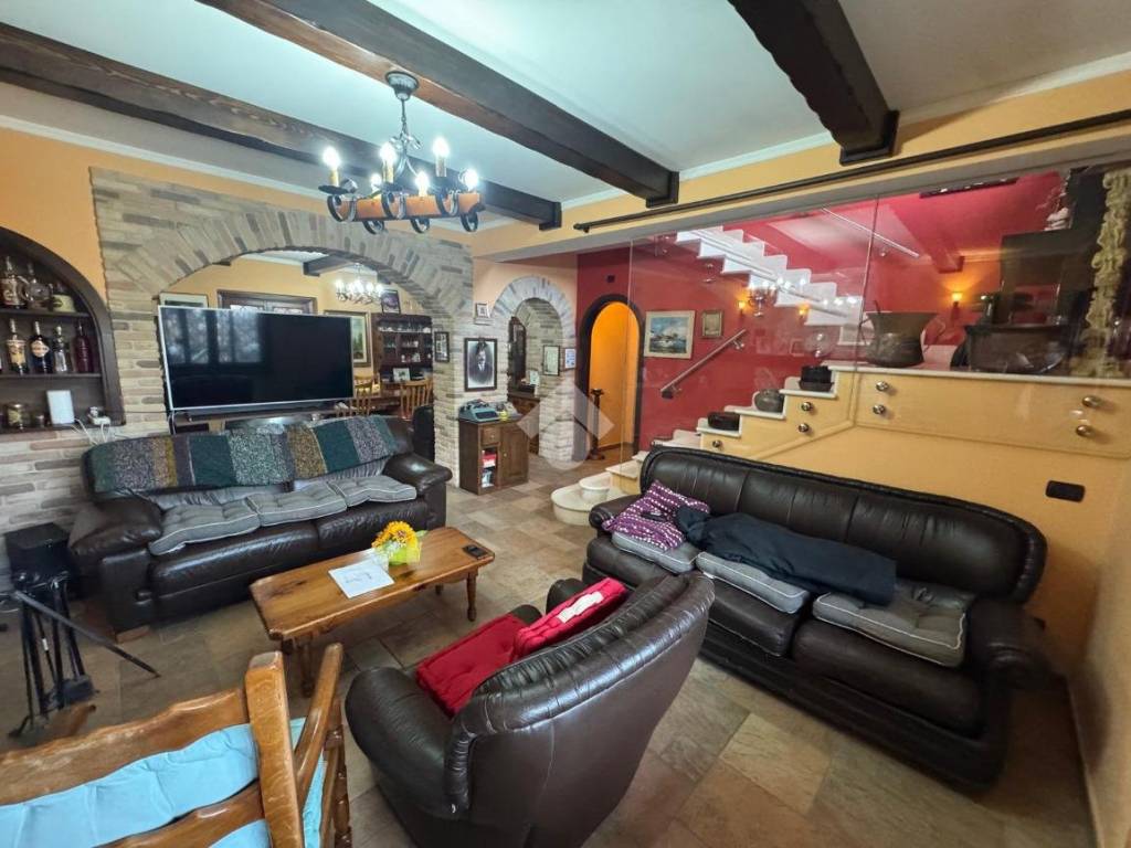 Villa a Capistrello in Via Cava Bonanni, 18 - Foto 5