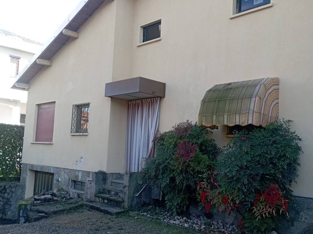 Villa a Gallarate in Via Venezia - Foto 4