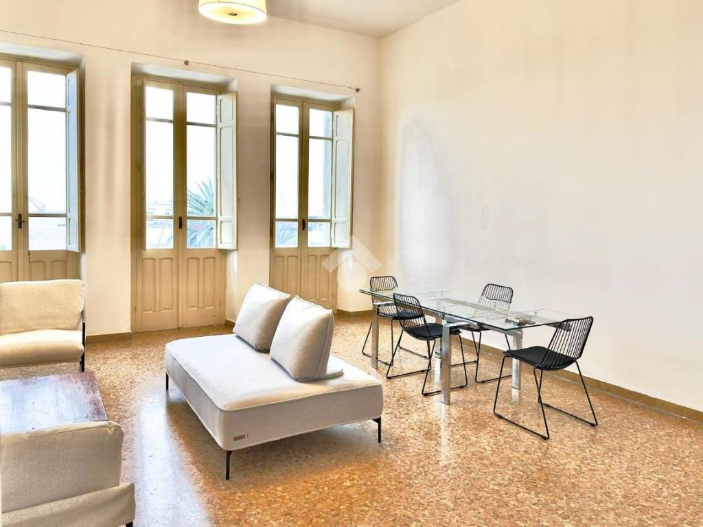 Appartamento a Cagliari in Via Roma, 47 - Foto 4