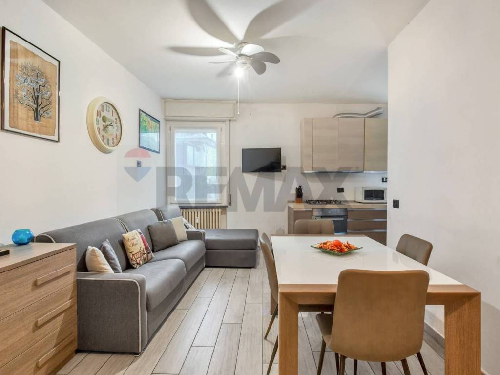 Appartamento a Lesa in Via De Bernardi, 9 - Foto 2