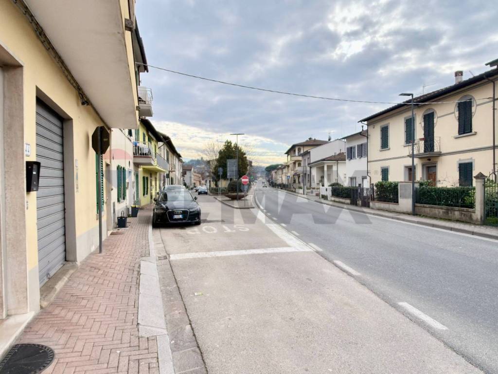 Casa indipendente a Capraia e limite in Via Corrado Corti, 44 - Foto 3
