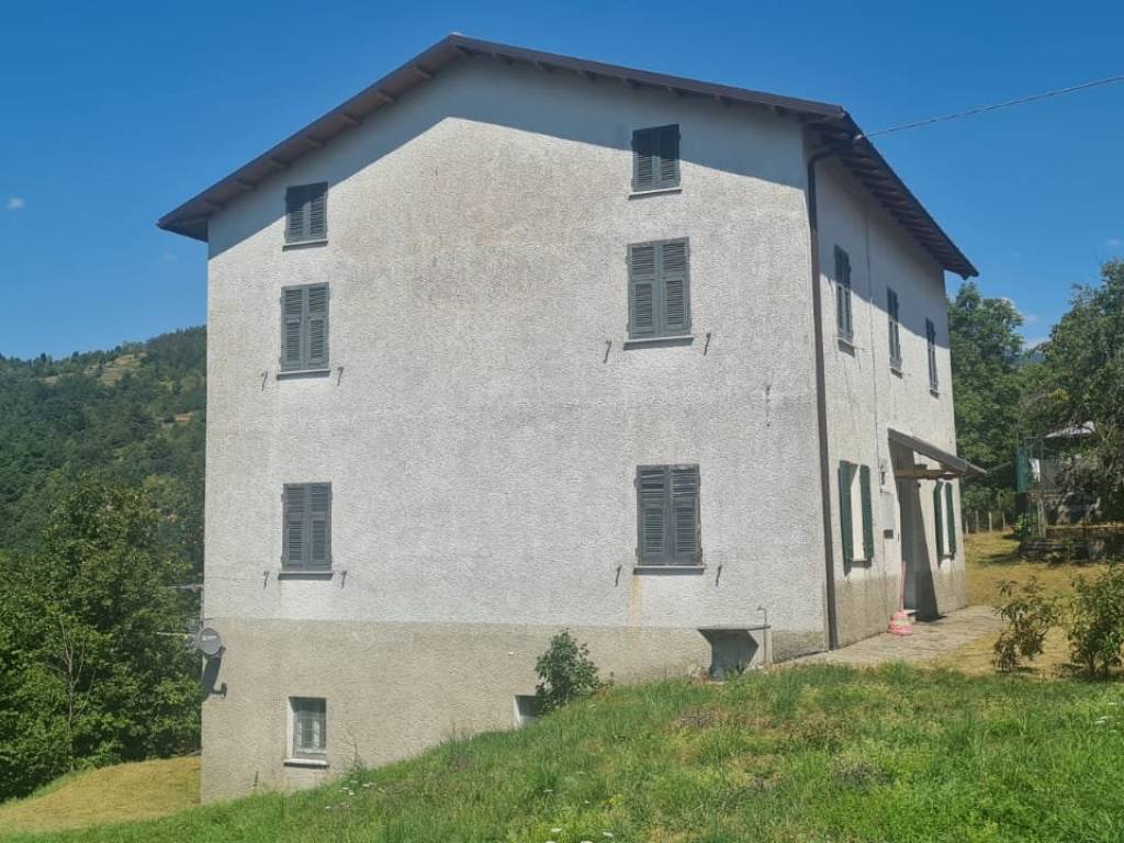 Casa indipendente a Rezzoaglio in Località Magnasco, 41 - Foto 2