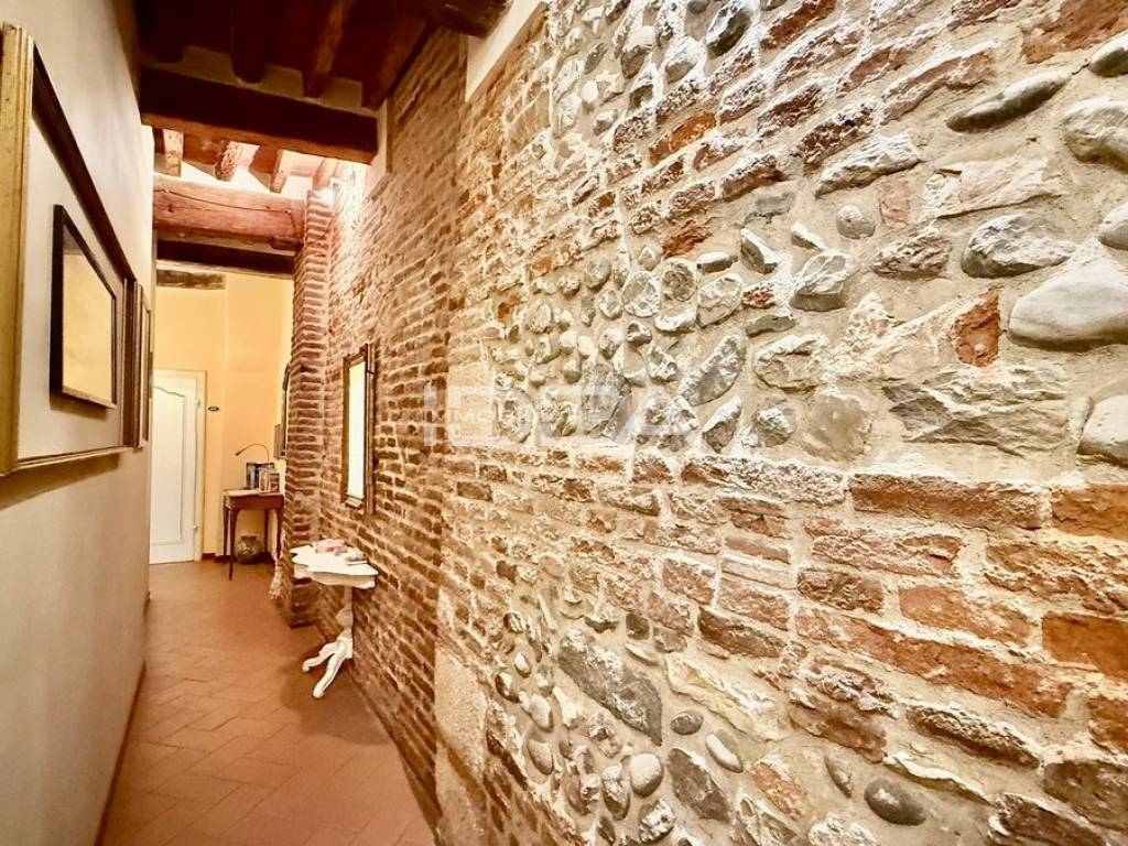 Appartamento a Lucca in Via Vittorio Emanuele , - Foto 3