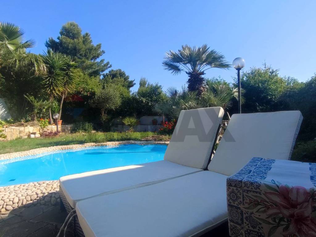 Villa a Bisceglie in Via Luigi di Molfetta, 178 - Foto 2