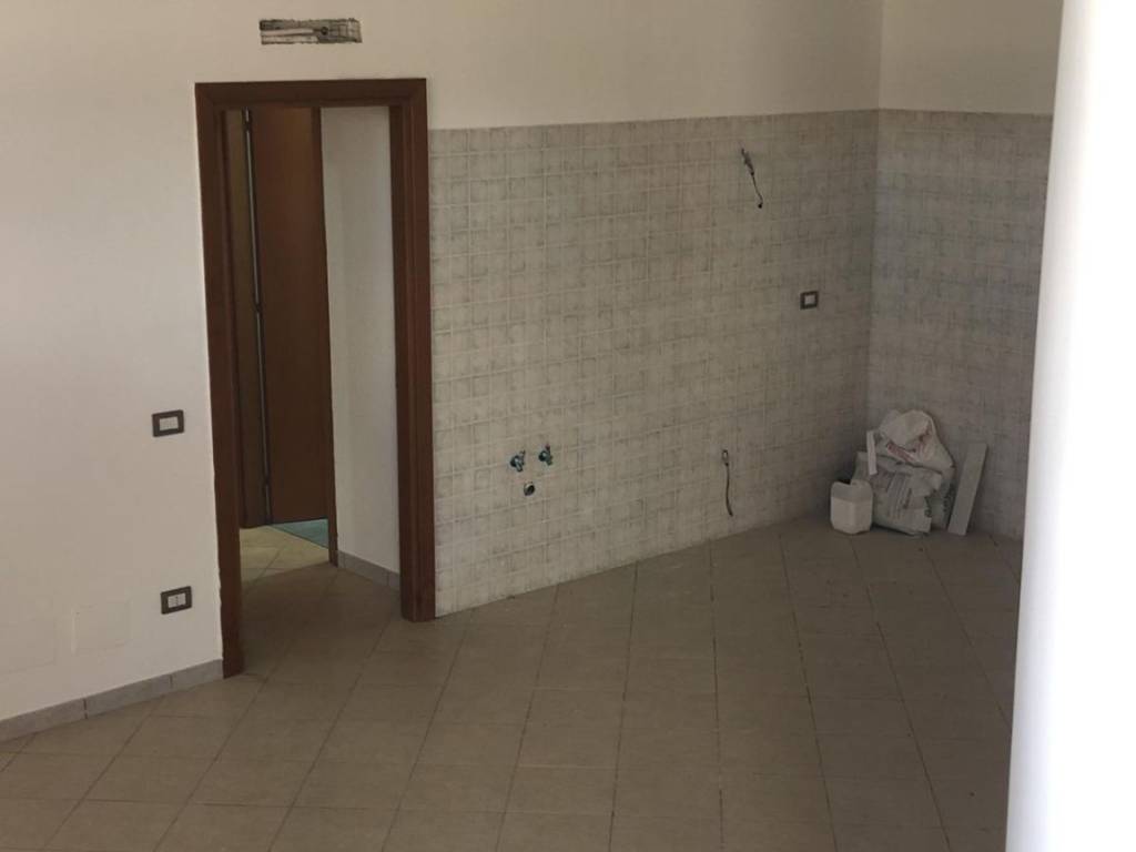 Appartamento a Napoli in Via Agnano-Astroni - Foto 5