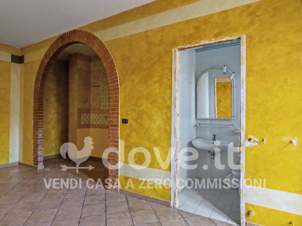 Appartamento a Venosa in Via Madonna degli Angeli, 79 - Foto 5