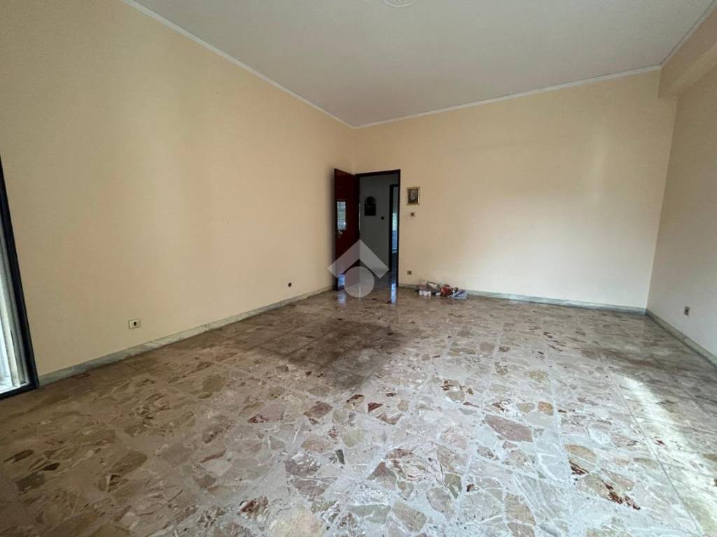 Appartamento a Cosenza in COSENZA PIAZZA ZUMBINI, 25 - Foto 5