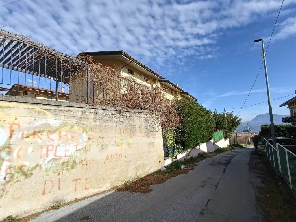 Villa a Avellino in Strada dai pennini per Ospedaletto contrada casale - Foto 5