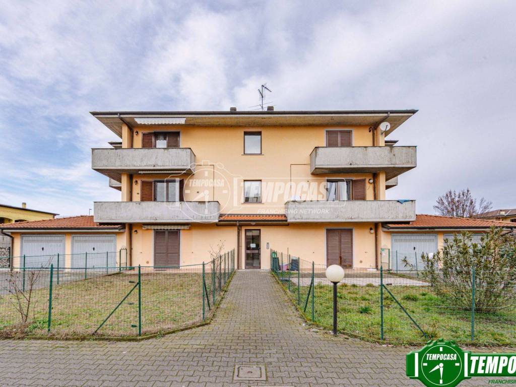 Appartamento a Roncaro in Via Barbieri - Foto 2