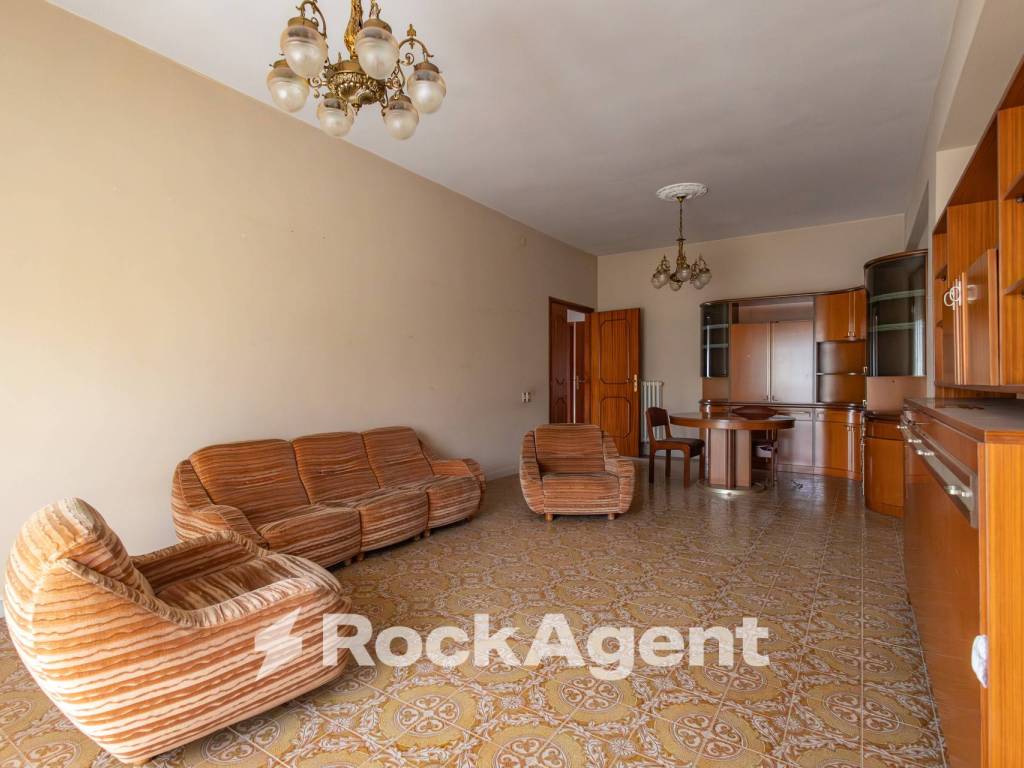 Appartamento a Catanzaro in Via Conti di Loritello, 9/B - Foto 3