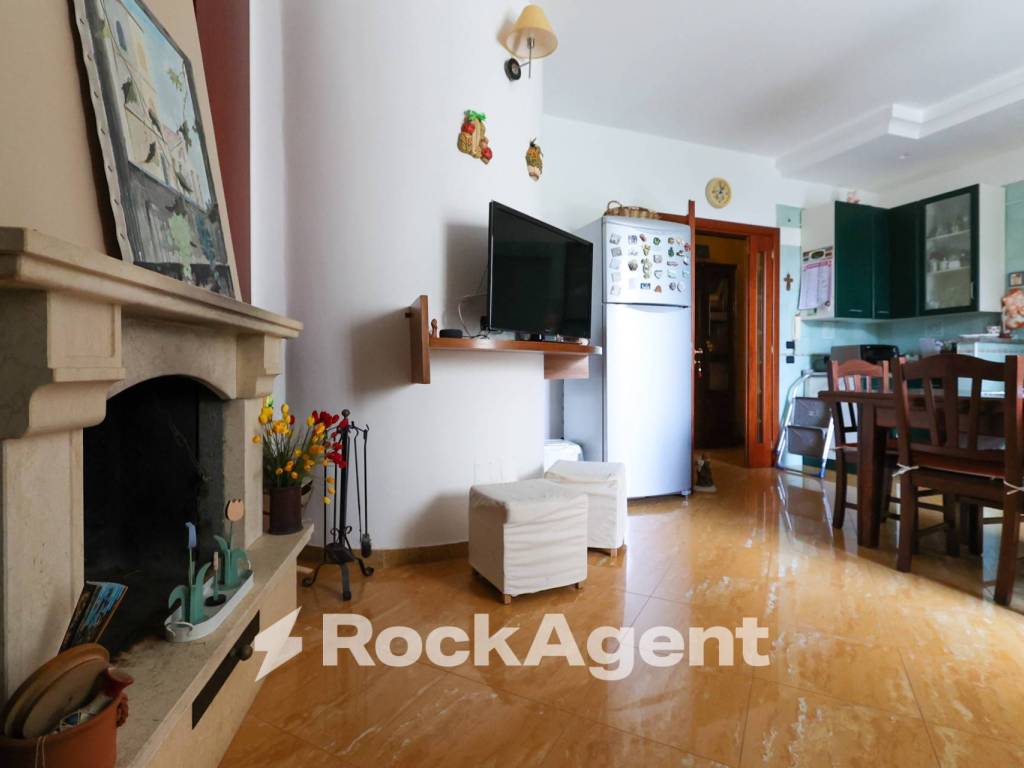 Appartamento a Catanzaro in Largo Piano Grande, 5 - Foto 2