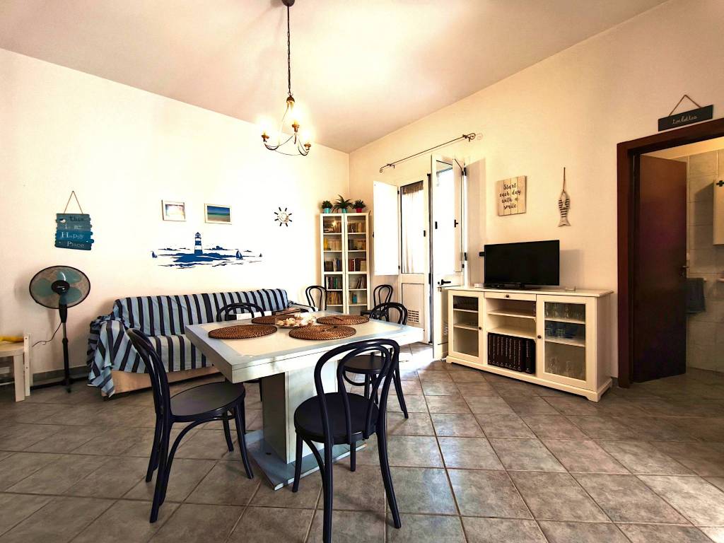 Casa indipendente a Carovigno in Via Maresciallo Luigi Cadorna - Foto 4