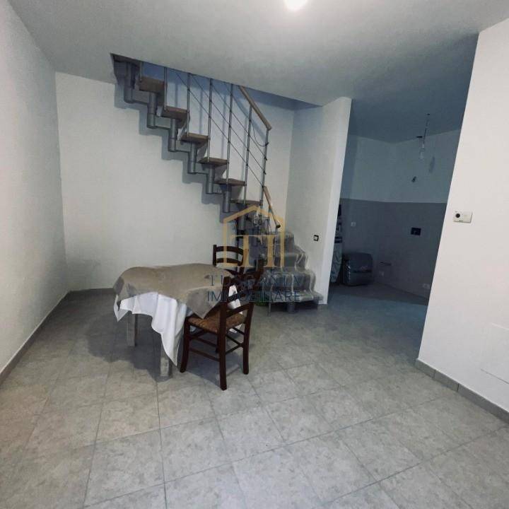 Appartamento a Casole d'elsa in Strada del Poggio - Foto 2