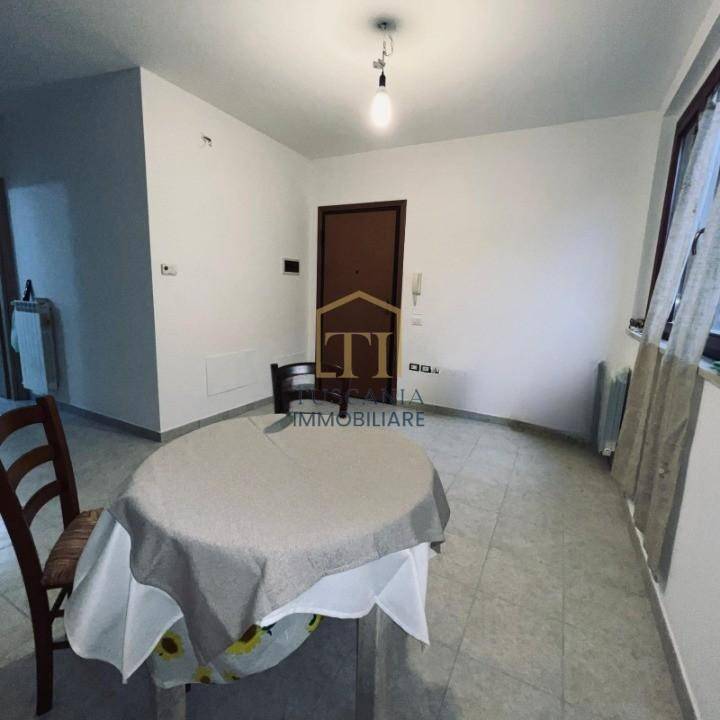 Appartamento a Casole d'elsa in Strada del Poggio - Foto 3