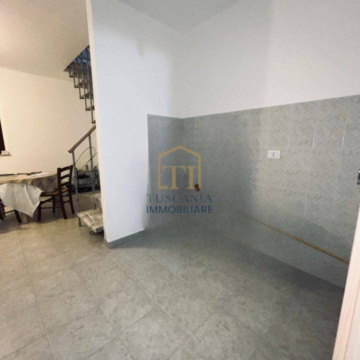Appartamento a Casole d'elsa in Strada del Poggio - Foto 4