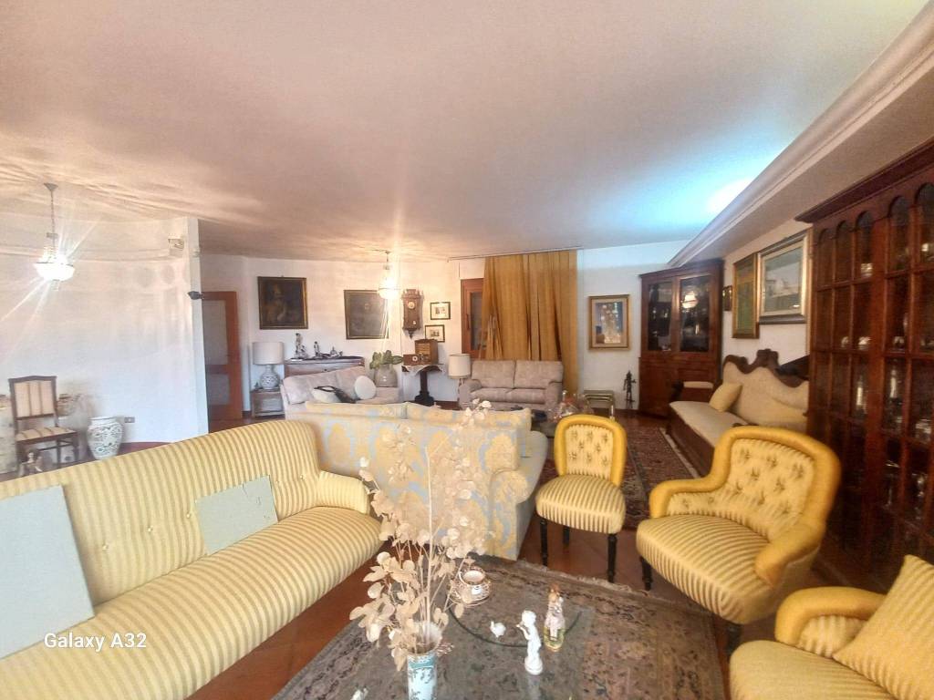 Villa a Selargius in Via Praga - Foto 4