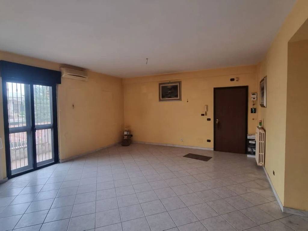 Appartamento a Carapelle in Via De Filippo - Foto 2