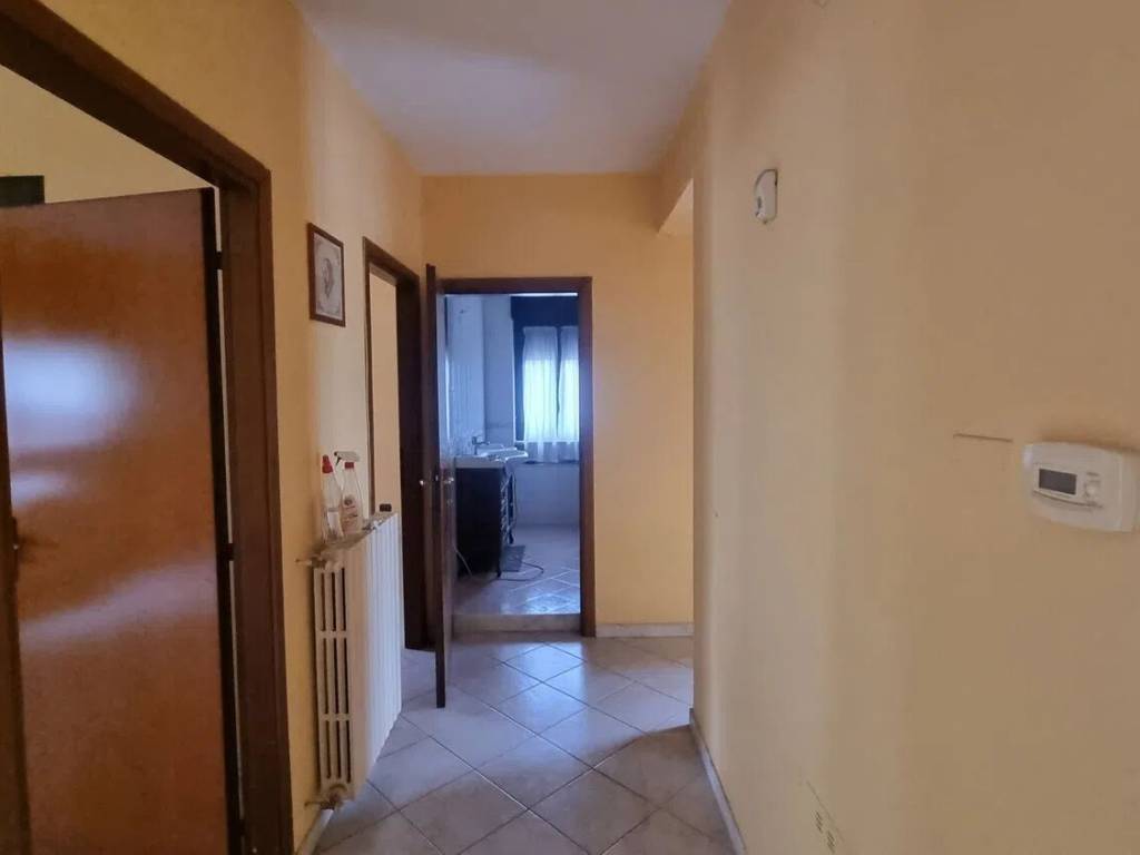 Appartamento a Carapelle in Via De Filippo - Foto 4