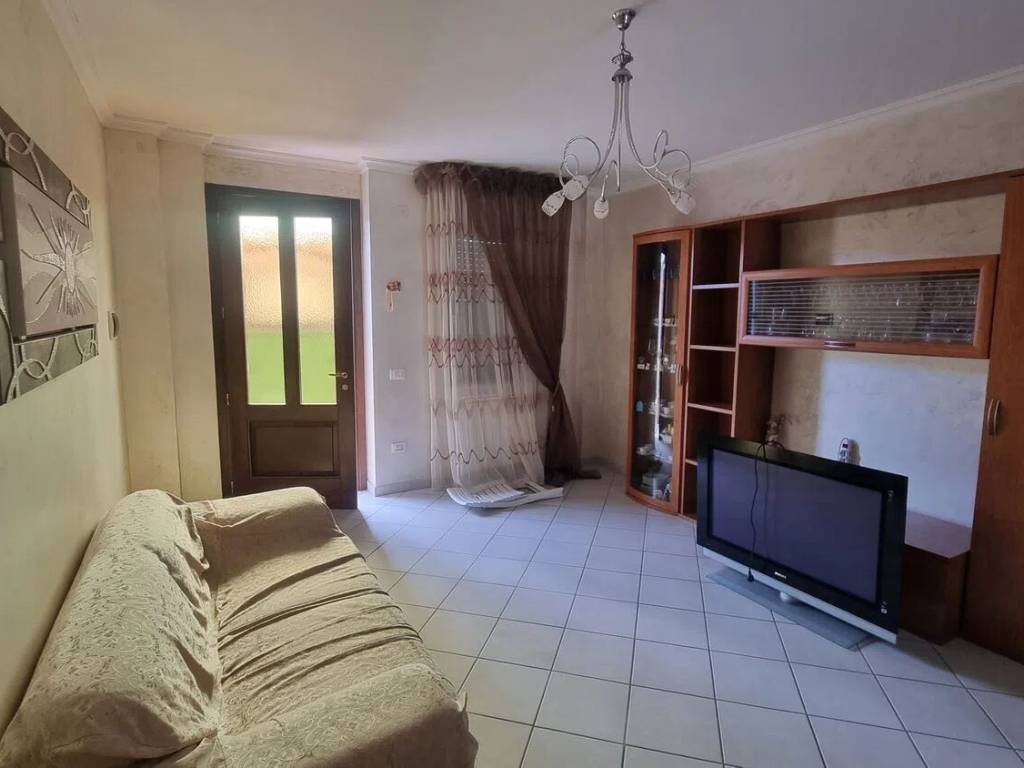 Appartamento a Carapelle in Via Gaetano Santeramo - Foto 2