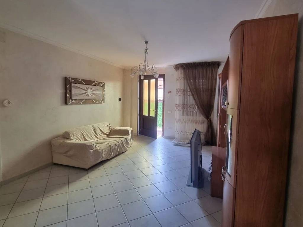 Appartamento a Carapelle in Via Gaetano Santeramo - Foto 3
