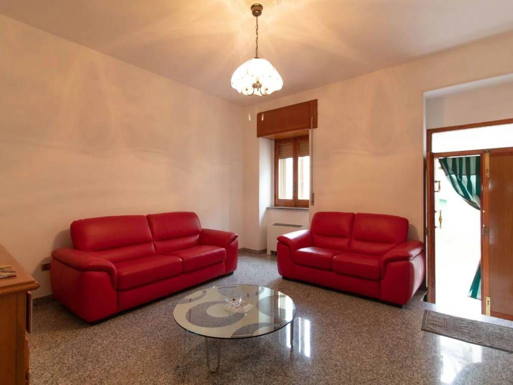 Appartamento a Volturino in Via Summonte, 27 -----29 - Foto 3