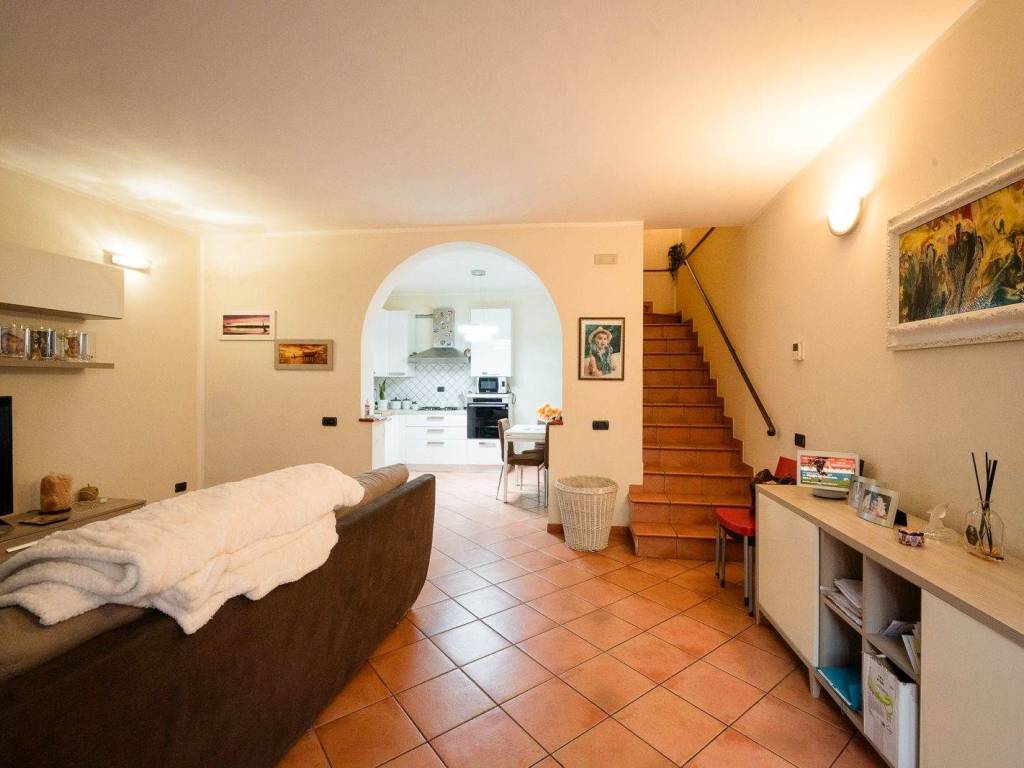 Casa indipendente a Agliana in Via della Libertà - Foto 4