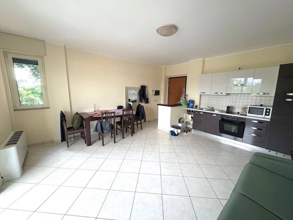 Appartamento a Concorezzo in Via Giovanni Pascoli, 13 - Foto 4