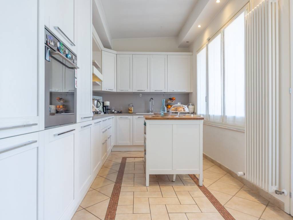 Appartamento a Pescara in Viale Vittorio Pepe, 139 - Foto 5