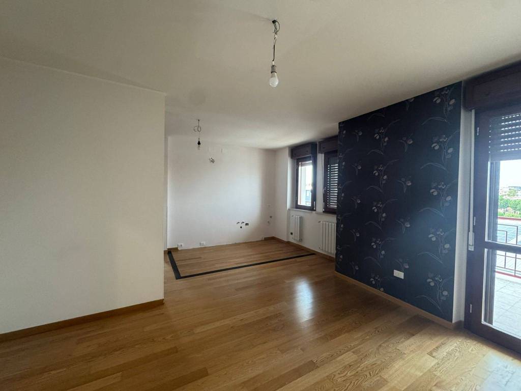 Appartamento a Foggia in Via Donato Caroprese - Foto 4