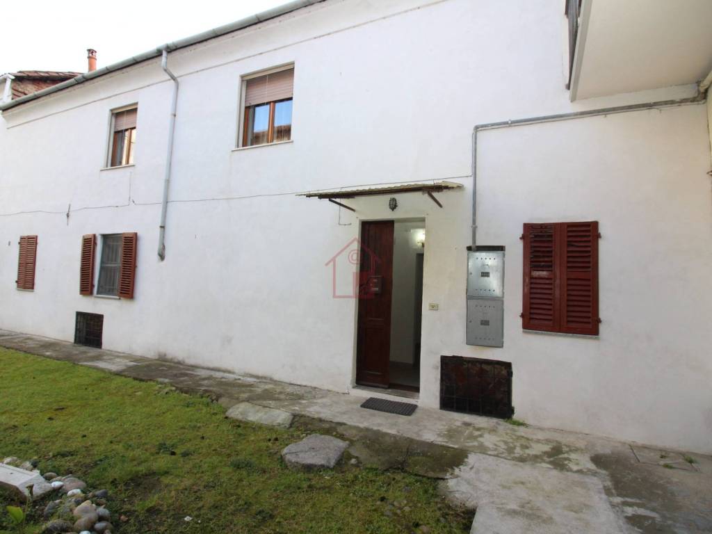 Casa indipendente a Vercelli in Vicolo Francesco Leale, 7 - Foto 2