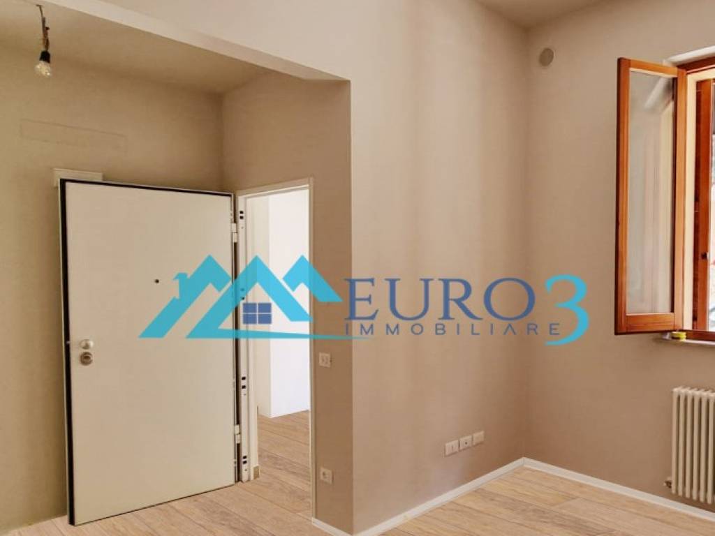 Appartamento a San benedetto del tronto in Via Giosuè Carducci - Foto 3