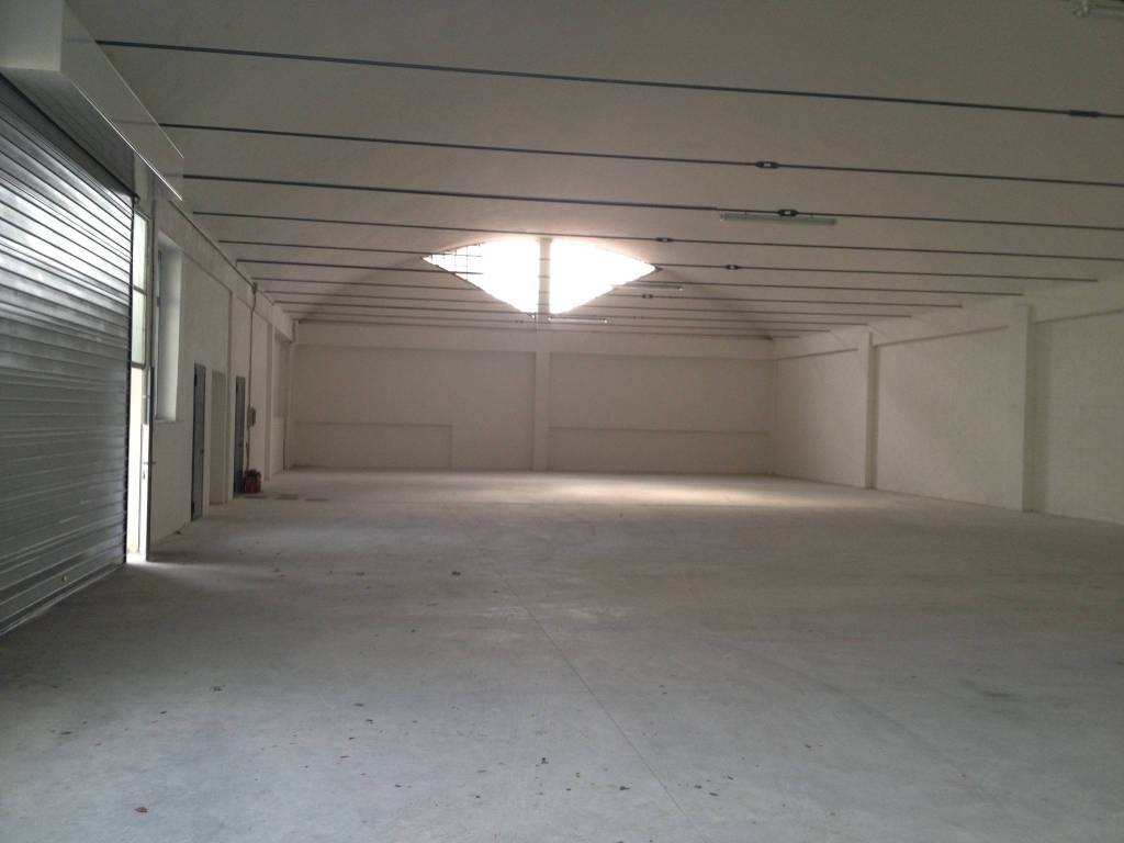 Immobile a Giussano in Strada Statale del Lago di Como e dello Spluga - Foto 2