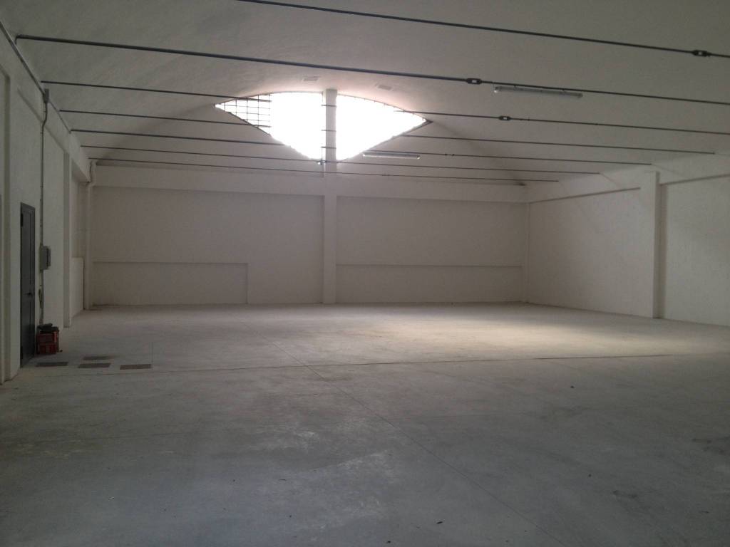 Immobile a Giussano in Strada Statale del Lago di Como e dello Spluga - Foto 3