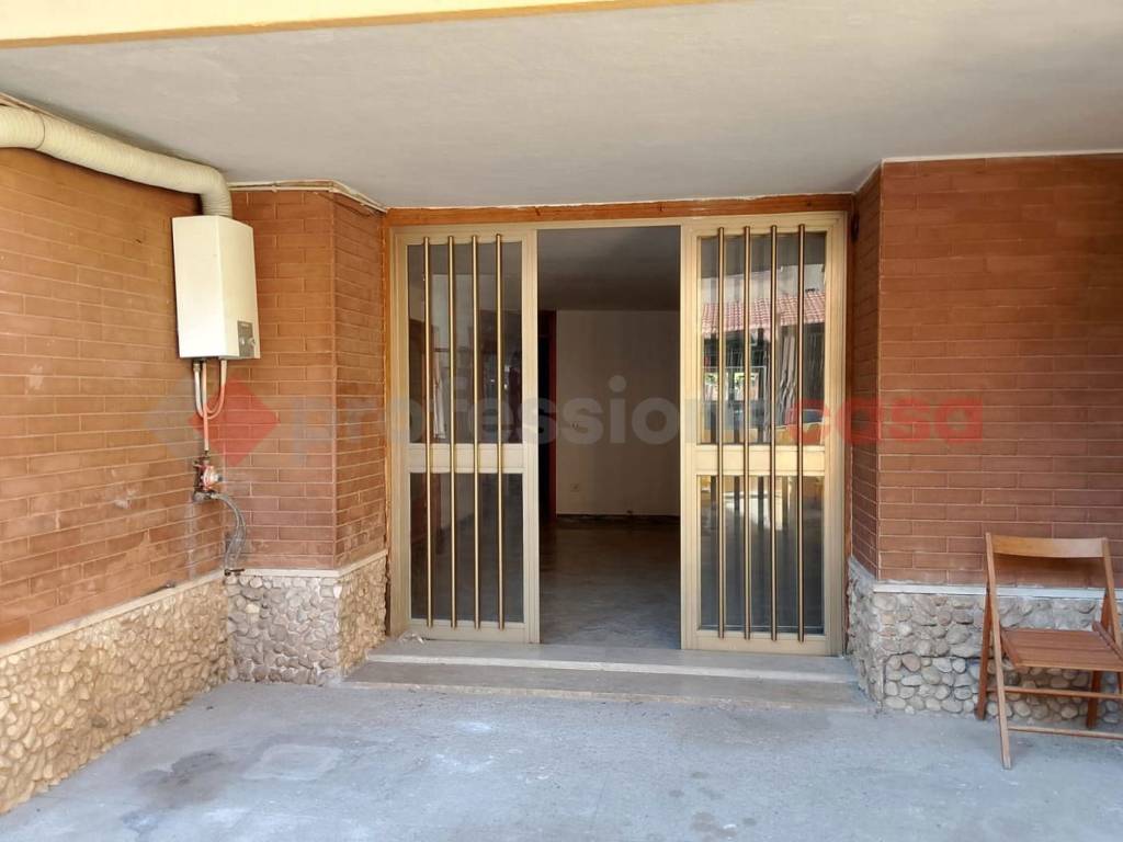 Casa indipendente a Mondragone in Via Venezia , Snc - Foto 3