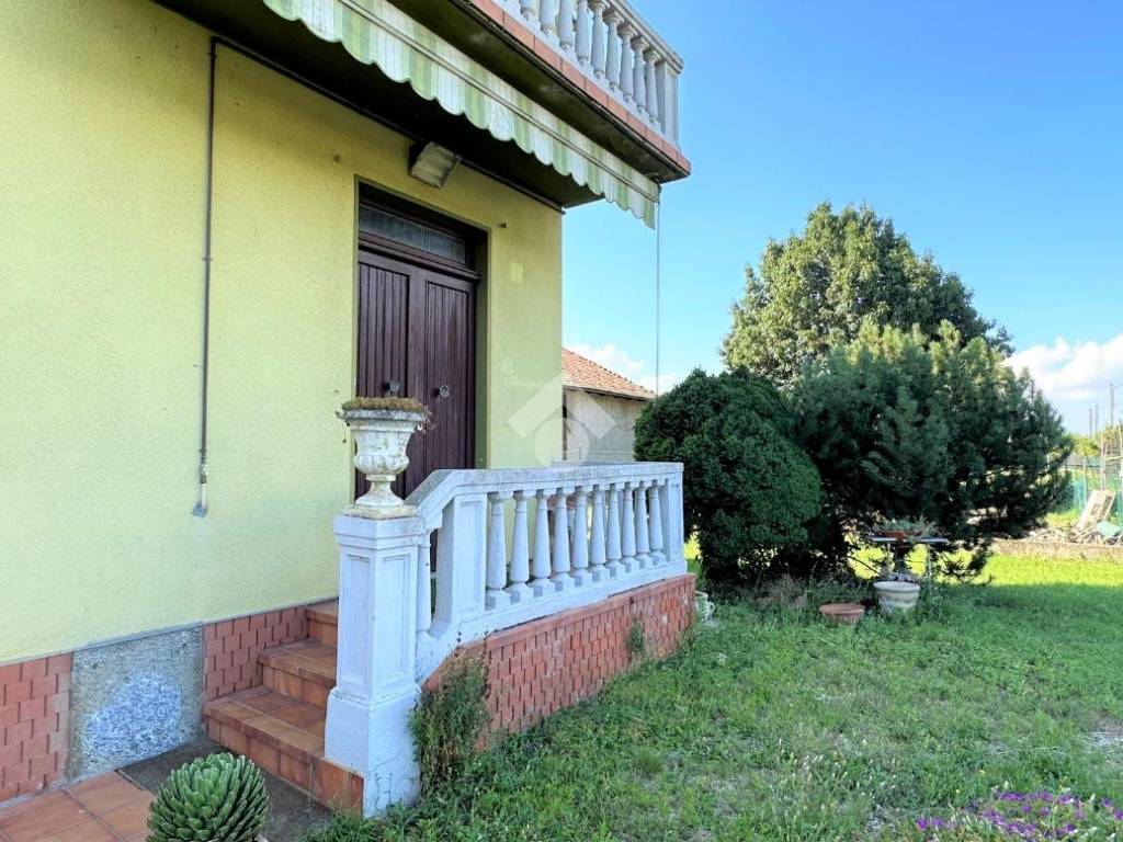 Villa a Pozzolo formigaro in Str. Tortona, 1 - Foto 4