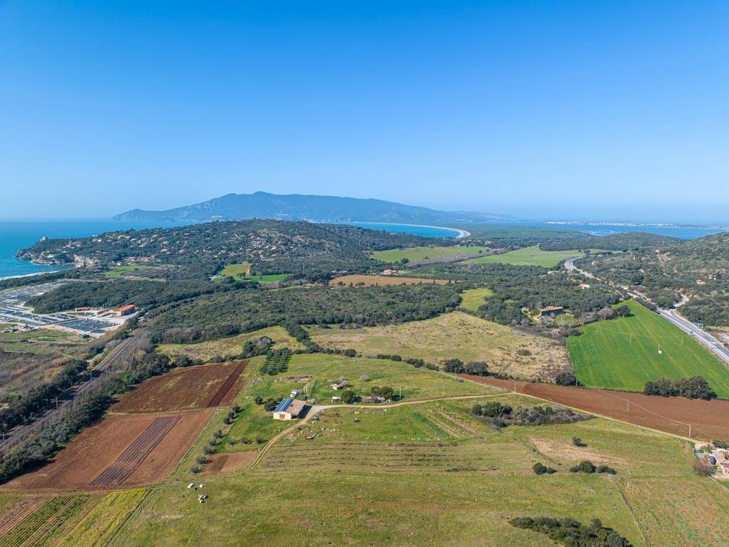 Terreno a Orbetello in Strada Statale Aurelia - Foto 2