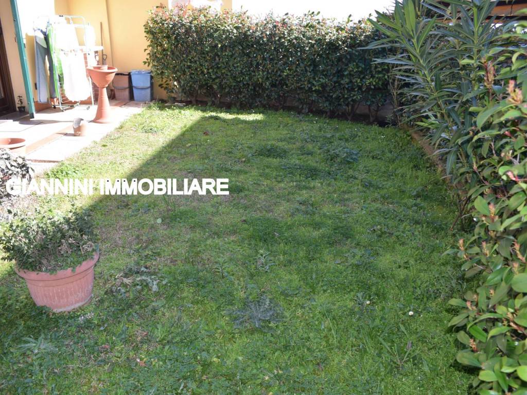 Villetta a schiera a Porcari in Via Roma - Foto 3