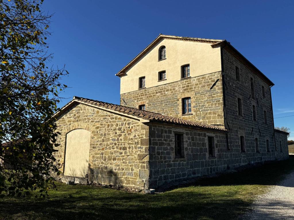 Rustico / casale a Gubbio in Strada Provinciale di Montelovesco - Foto 5