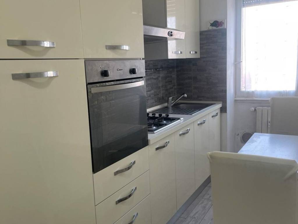 Appartamento a Cinisello balsamo in Via Don Giovanni Bosco - Foto 2