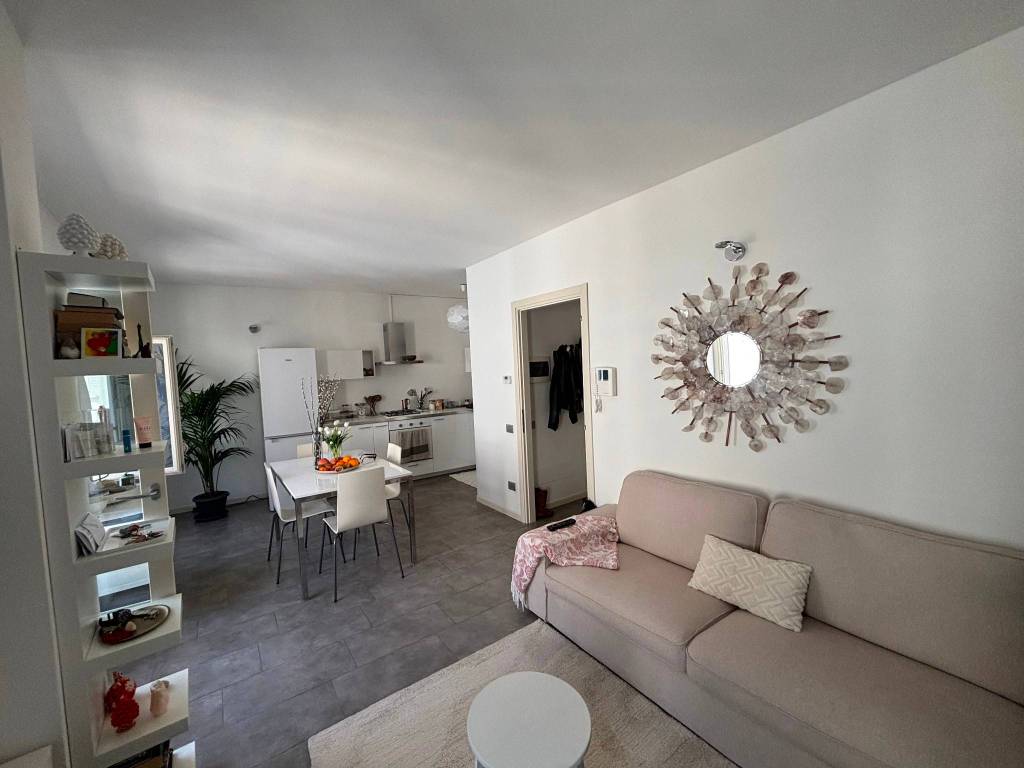 Appartamento a Lecco in Via Roma, 24 - Foto 3